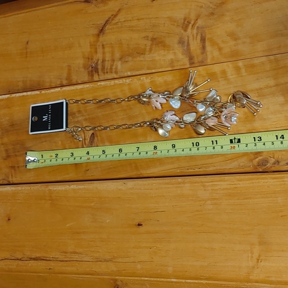 NWT Melanie Lyne Floral Statement Necklace - Picture 9 of 9